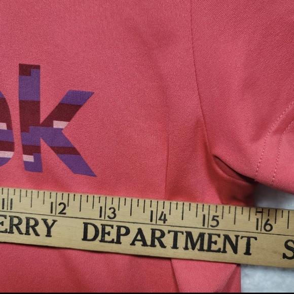 Reebok Short Sleeve Round Neck Tee Athletic Stretch - Picture 5 of 6